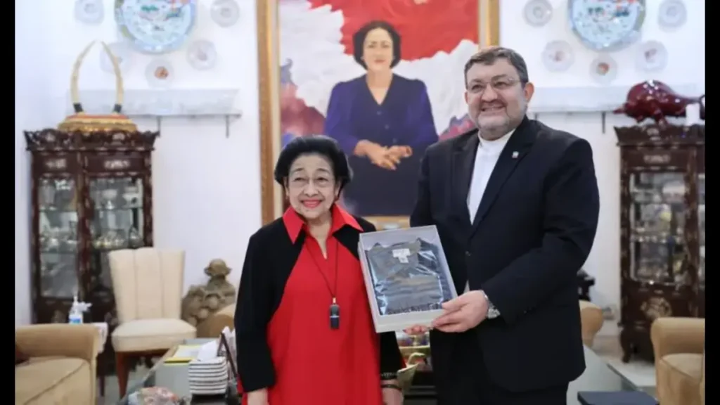 Megawati terima Dubes Iran Mohammad Boroujerdi di Menteng